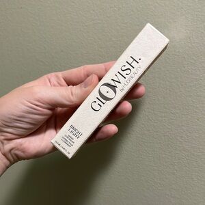 HUDA BEAUTY GLOWISH Bright Light Concealer